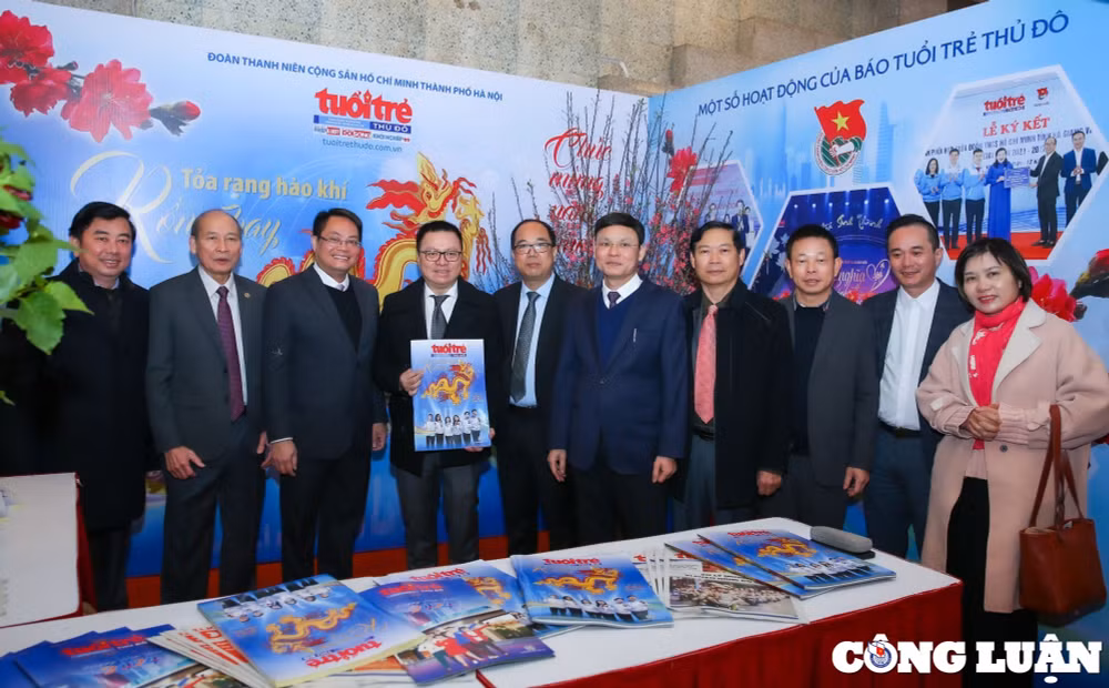 tung bung khai mac hoi bao xuan giap thin ha noi 2024 hinh 4