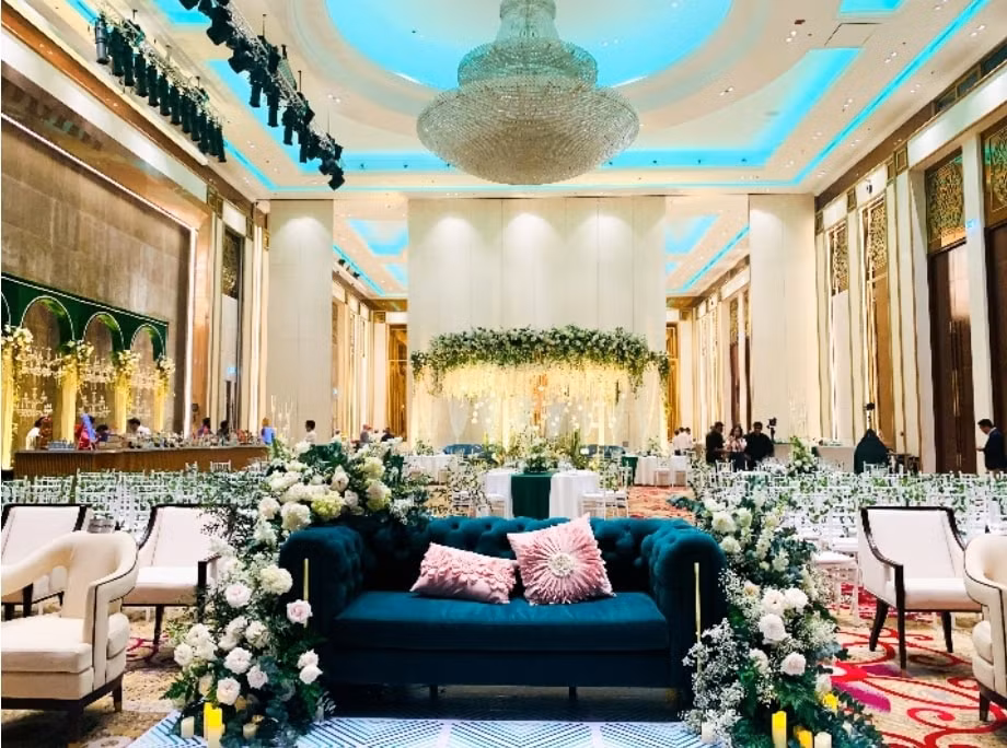 sheraton grand danang resort convention center tiep tuc la diem den ly tuong cho cac dam cuoi dac biet an tuong cua cac ty phu an do hinh 3