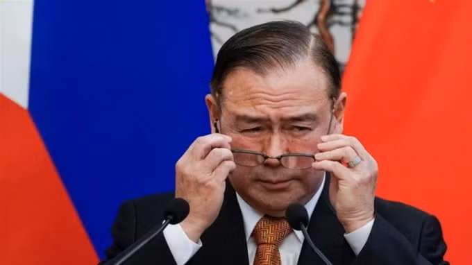Bộ trưởng Ngoại giao của Philippines Teddy Locsin, Jr. tuyên bố Sabah là một phần của lãnh thổ Philippines, trong khi Malaysia kịch liệt phản đối - Ảnh: EAP