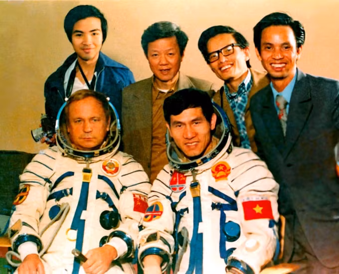 Kỷ niệm với các nhà du hành vũ trụ