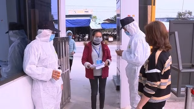 Thanh Hóa kiểm soát chặt người trở về từ Đà Nẵng. Ảnh: TL.