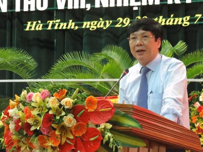 Phó Chủ tịch Thường trực Hội Nhà báo Việt Nam Hồ Quang Lợi phát biểu tại đại hội.