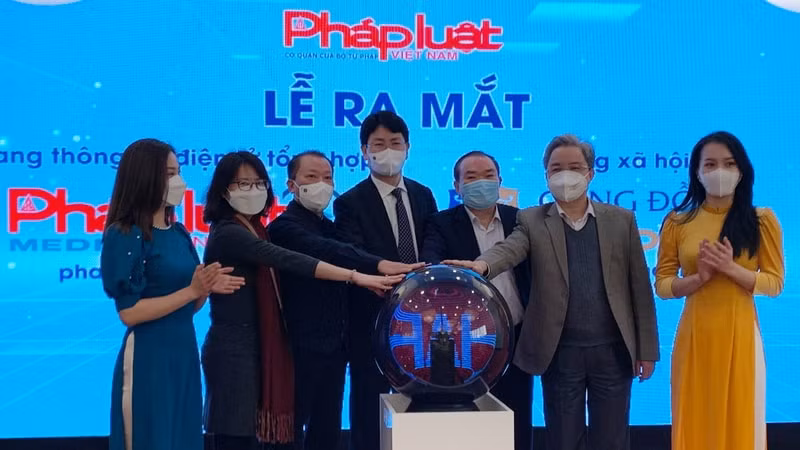 bao phap luat viet nam ra mat mang xa hoi cong dong phap luat va trang thong tin phapluatmedia hinh 1