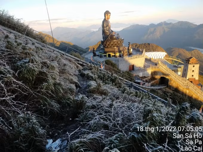 suong muoi lai phu trang dinh nui fansipan hinh 2