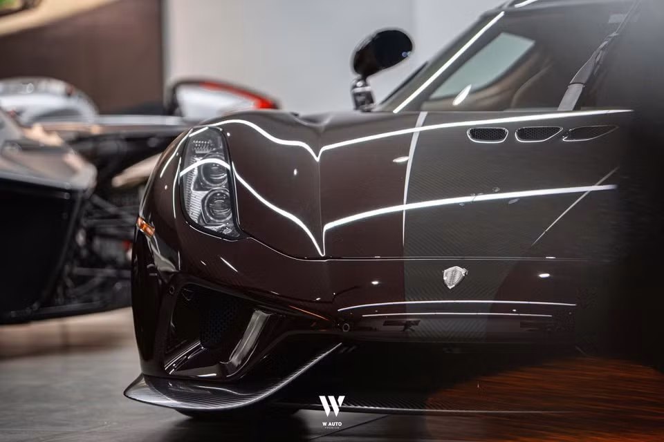 sieu pham koenigsegg regera duoc dua ve viet nam hinh 6