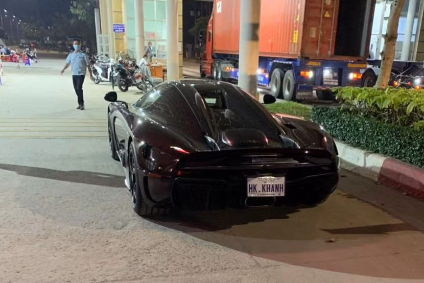 sieu pham koenigsegg regera duoc dua ve viet nam hinh 2