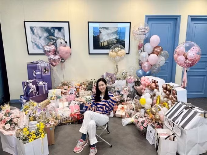 son ye jin don sinh nhat tuoi 40 thieu hyun bin hinh 2