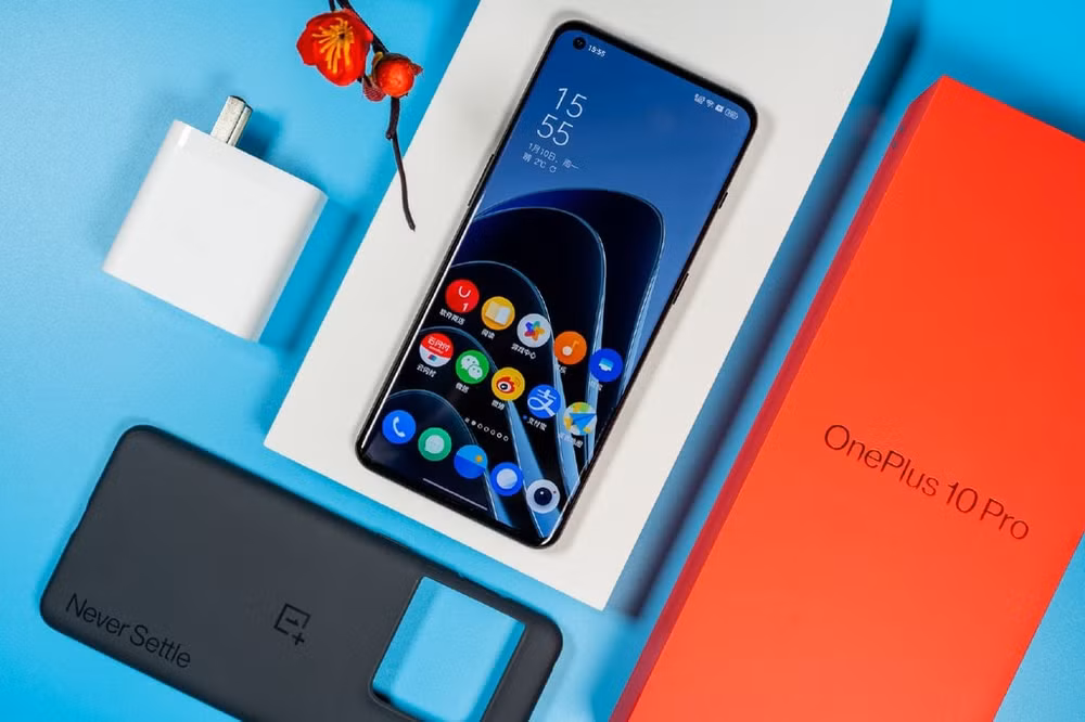 oneplus 10 pro ra mat gia tu 1676 trieu dong hinh 2
