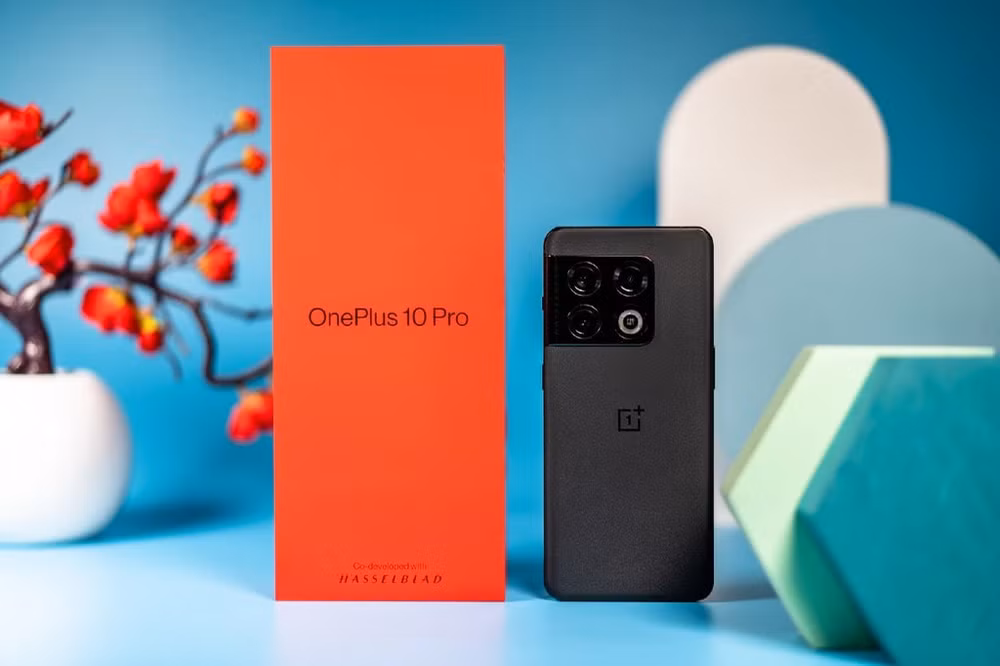 oneplus 10 pro ra mat gia tu 1676 trieu dong hinh 1
