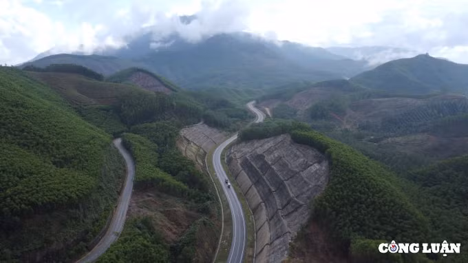 ngam nhin cao toc la son hoa lien dep nhu tranh ve hinh 3