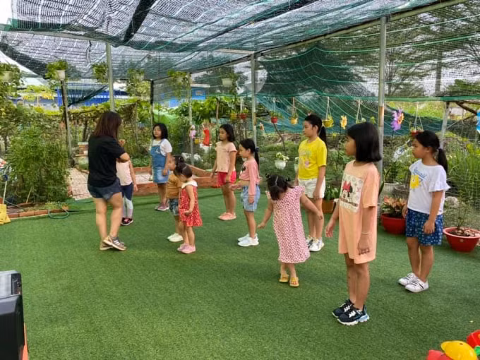 tre mam non o tp hcm co the den truong theo tinh than tu nguyen hinh 1
