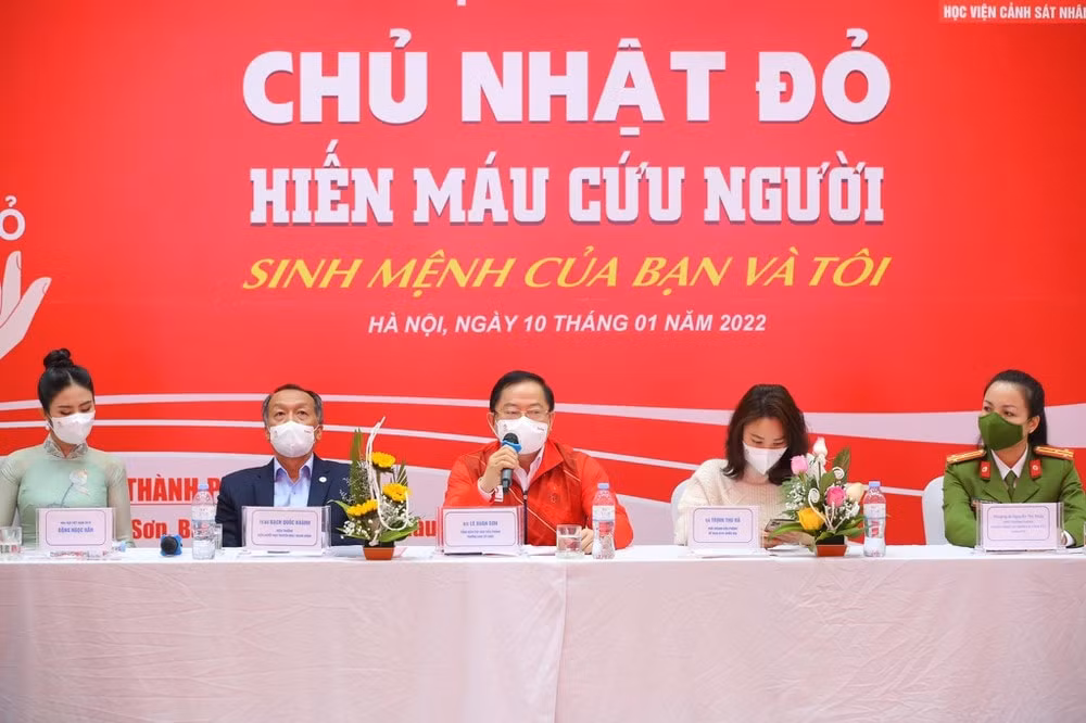 bao tien phong khoi dong chuong trinh chu nhat do lan thu xiv nam 2022 hinh 1