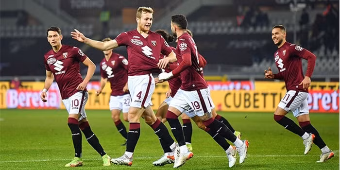 nhan dinh tran torino vs fiorentina 23h ngay 10 1 hinh 1