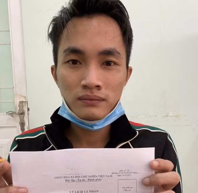 sau tiec sinh nhat dai cac ban bang tang 2 va tang 3 voi tiec da hinh 1