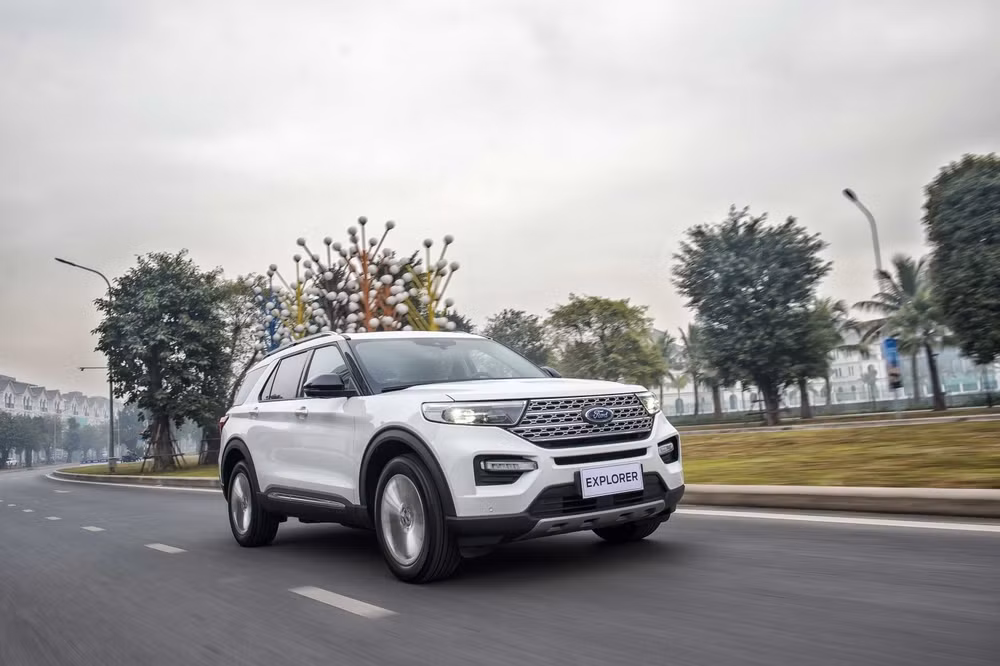 ford explorer 2022 ra mat tai viet nam gia tu 2366 ty dong hinh 6