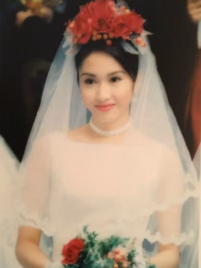 de nhat my nhan tvb le tu gay soc voi khuon mat do cung hinh 5