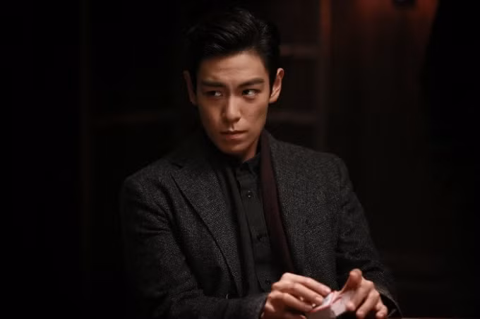 top bigbang tro lai man anh han trong than bip tay sat gai hinh 3