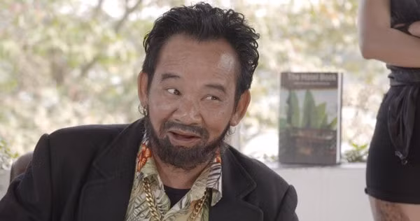lang e vo 8 tro lai voi vo van tinh huong bi hai hinh 2