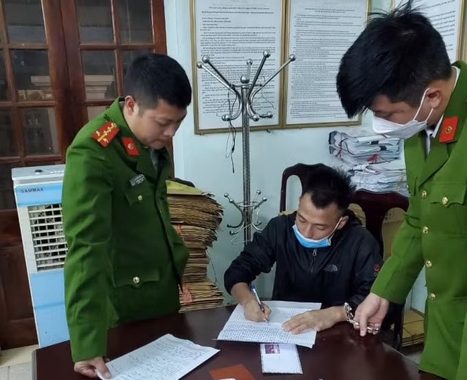 bat doi tuong mua ma tuy da ve su dung tai thanh hoa hinh 1