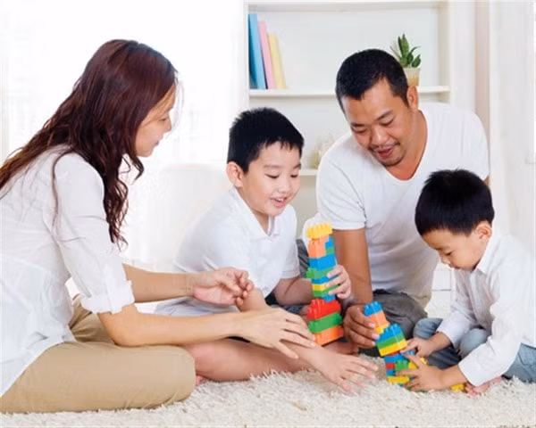 phat huy vai tro cua gia dinh trong viec giao duc the he tre hinh 1