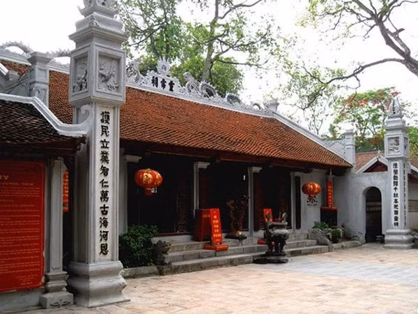 net van hoa lich su dac sac cua 4 ngoi den thieng trong thang long tu tran hinh 3