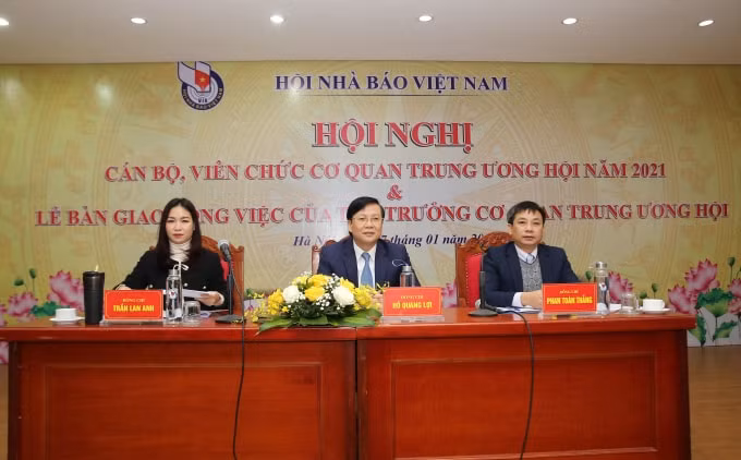 chu dong linh hoat trien khai hoan thanh tot cac nhiem vu duoc giao hinh 2