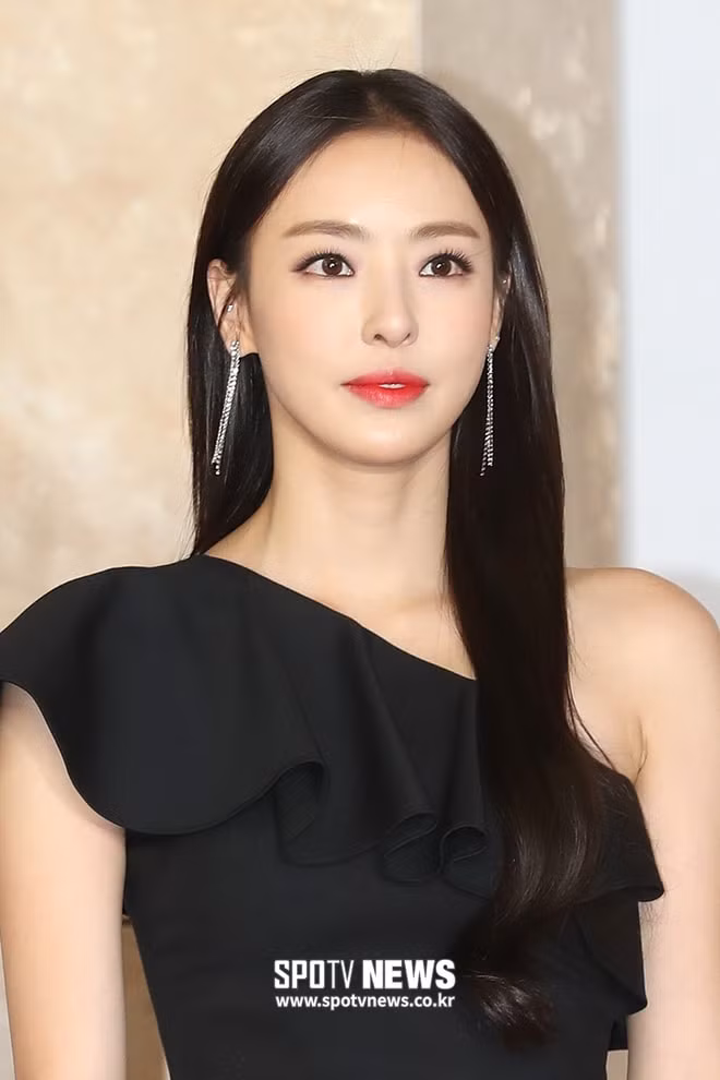 lee da hee mc tai nang cua chuong trinh hen ho thuc te dia nguc doc than hinh 4