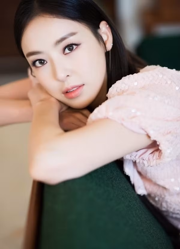 lee da hee mc tai nang cua chuong trinh hen ho thuc te dia nguc doc than hinh 2