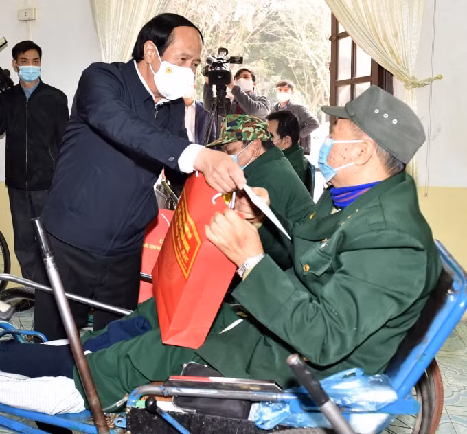 pho thu tuong le van thanh du chuong trinh tet sum vay xuan binh an nam 2022 hinh 3