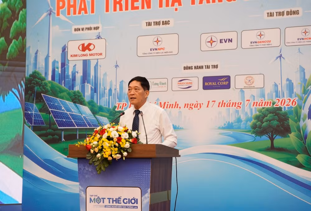 TS. Trần Văn Tùng, Chủ tịch Hội Thông tin Khoa học và Công nghệ Việt Nam (VASTI).