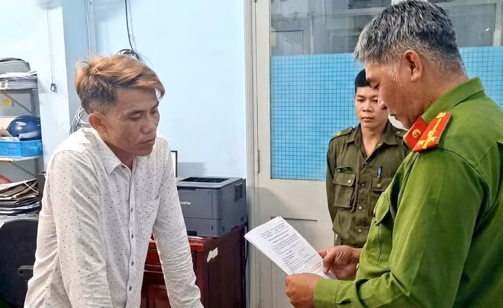 Khởi tố đối tượng Phan Minh Tài vì khống chế, đe dọa chém Thẩm phán