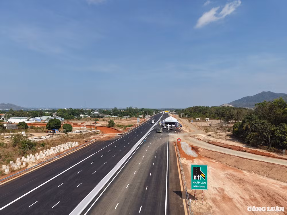 Cao tốc Biên Hòa - Vũng Tàu đoạn qua địa bàn tỉnh Bà Rịa - Vũng Tàu sẵn sàng thông xe.