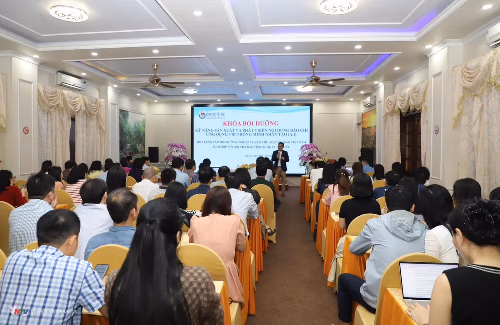 Hội Nhà báo Nghệ An tập huấn 