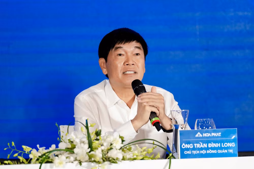 Chủ tịch HĐQT Tập đoàn Hòa Phát Trần Đình Long trả lời cổ đông