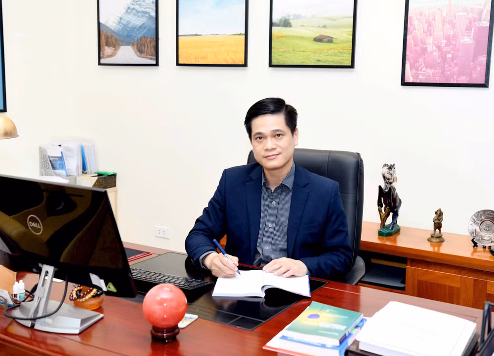 Nên xóa bỏ ngay những luật, quy định pháp luật là rào cản kinh tế tư nhân phát triển ảnh 7 GS.TS Tô Trung Thành: Thuế đối ứng là cú sốc lớn đòi hỏi phải tái cấu trúc nền kinh tế, hỗ trợ doanh nghiệp tư nhân