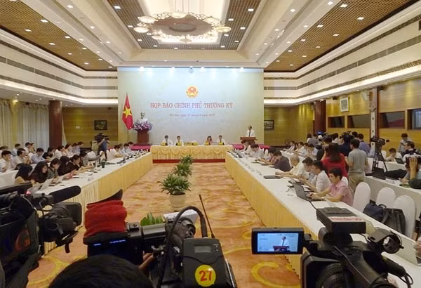 Quang cảnh cuộc họp báo