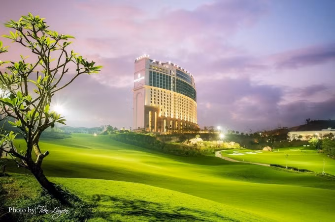Một góc quần thể FLC Hạ Long.