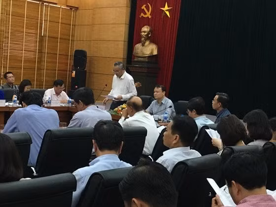 Hai Bộ NN-PTNT, Bộ Công thương ấp tốc kế sách giải cứu thịt lợn. Ảnh:SGGP