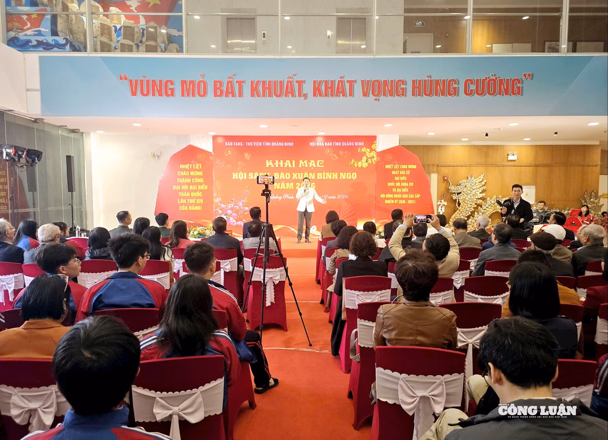 9-hoi-bao-xuan-quang-ninh.jpg