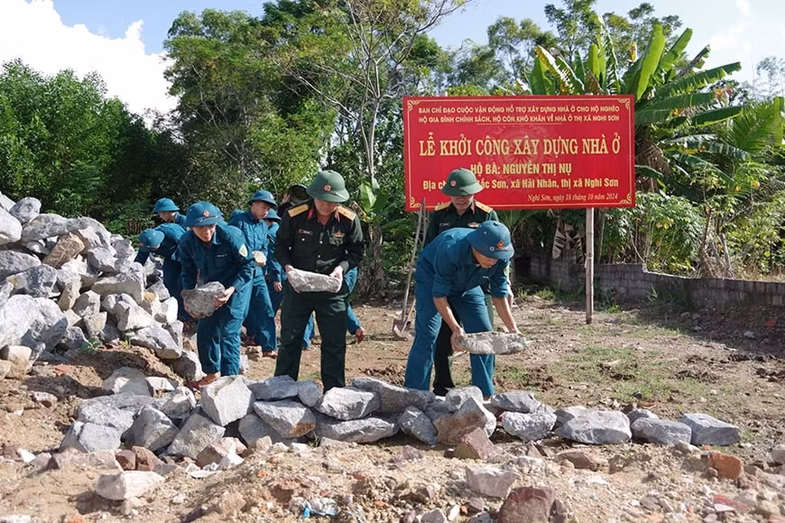 tang cuong tuyen truyen tao dong thuan xa hoi de nguoi dan doanh nghiep chung tay xoa nha tam nha dot nat hinh 1