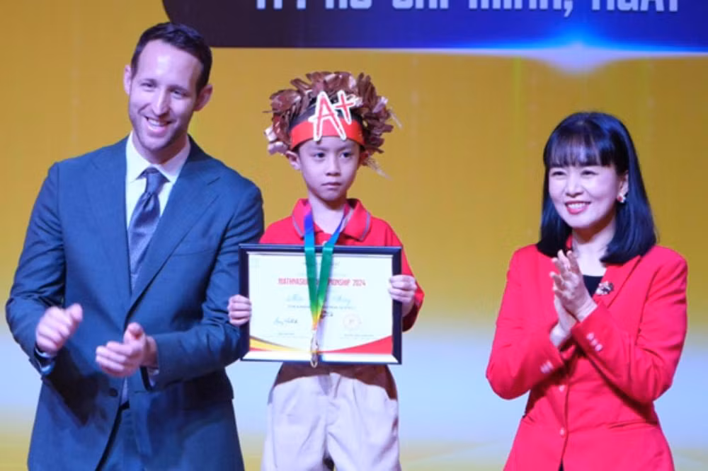 lo dien quan quan cuoc thi tim kiem tai nang toan tu duy mathnasium championship mua 9 khu vuc phia nam hinh 14