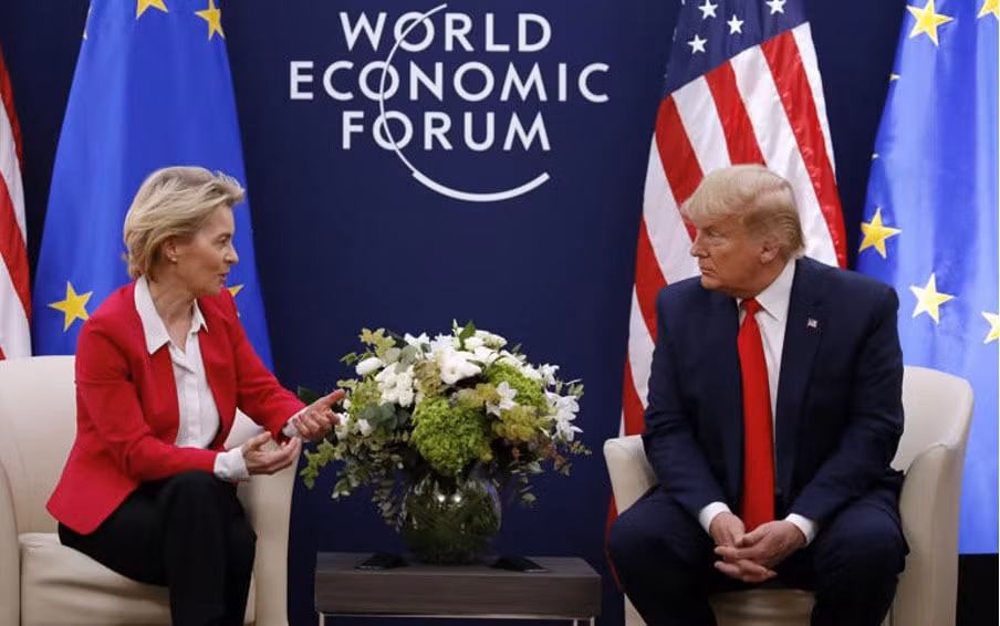 eu can nhac chuyen nguon cung khi dot tu nga sang my de tranh cuoc chien thue quan voi ong donald trump hinh 1