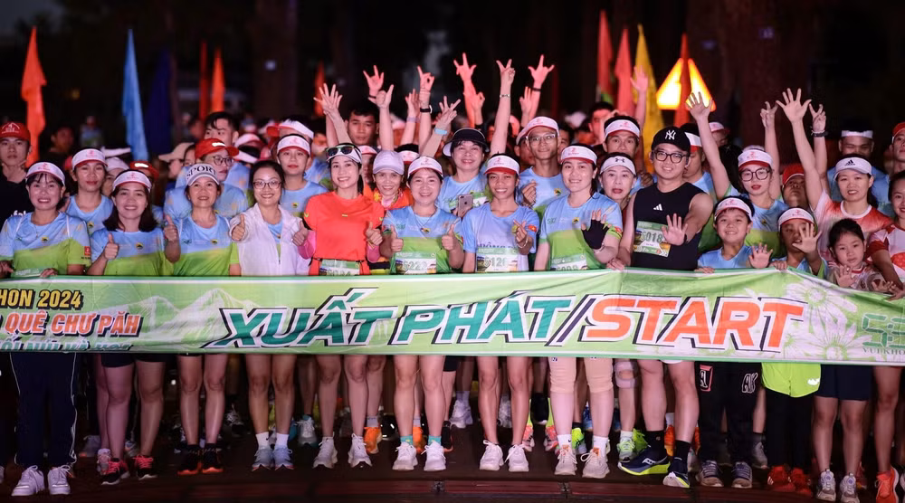 gia lai hon 1000 van dong vien danh thuc vung que chu pah thong qua giai half marathon 2024 hinh 2