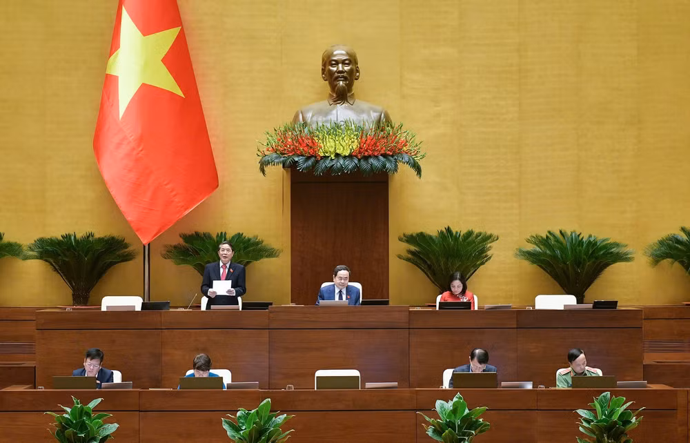 quoc hoi thong qua nghi quyet ve phan bo ngan sach trung uong nam 2025 hinh 1
