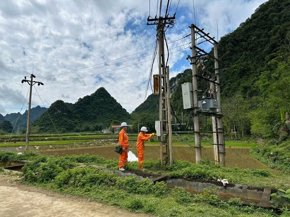 evnnpc tinh hinh hoat dong sxkd thang 10 nam 2024 nhiem vu cong tac thang 11 nam 2024 hinh 3