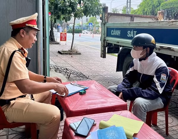 ninh binh xu ly tren 2500 truong hop vi pham trong thang cao diem dam bao an toan giao thong cho hoc sinh hinh 1
