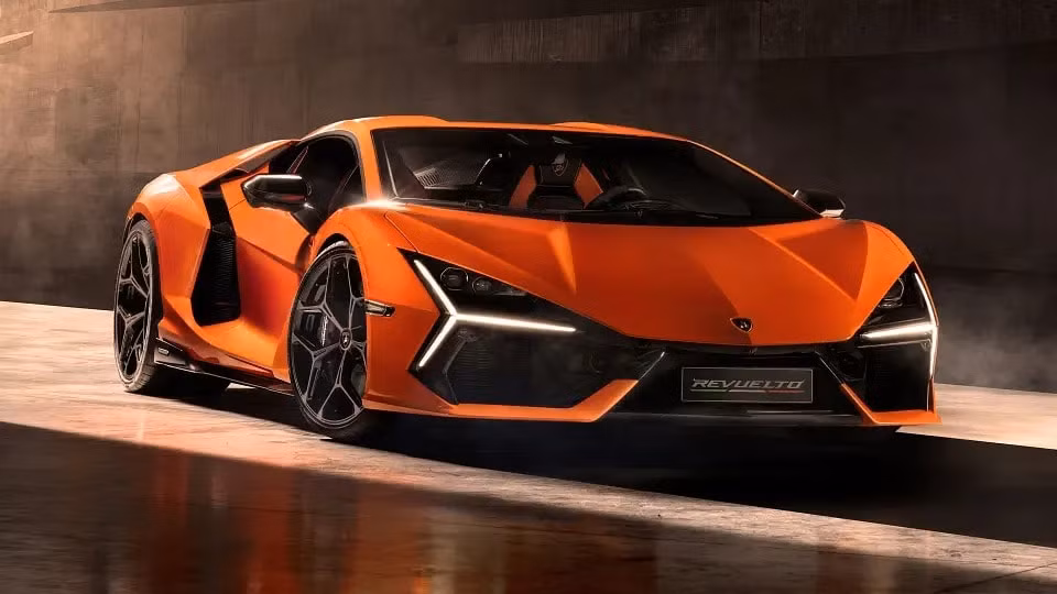 lamborghini cong bo doanh so ban xe cao nhat trong 60 nam hinh 1
