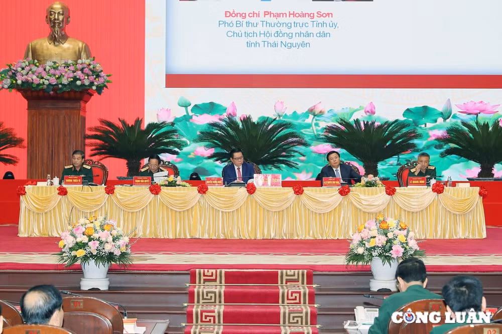 cong tac dang cong tac chinh tri luon la linh hon va mach song cua quan doi ta hinh 5
