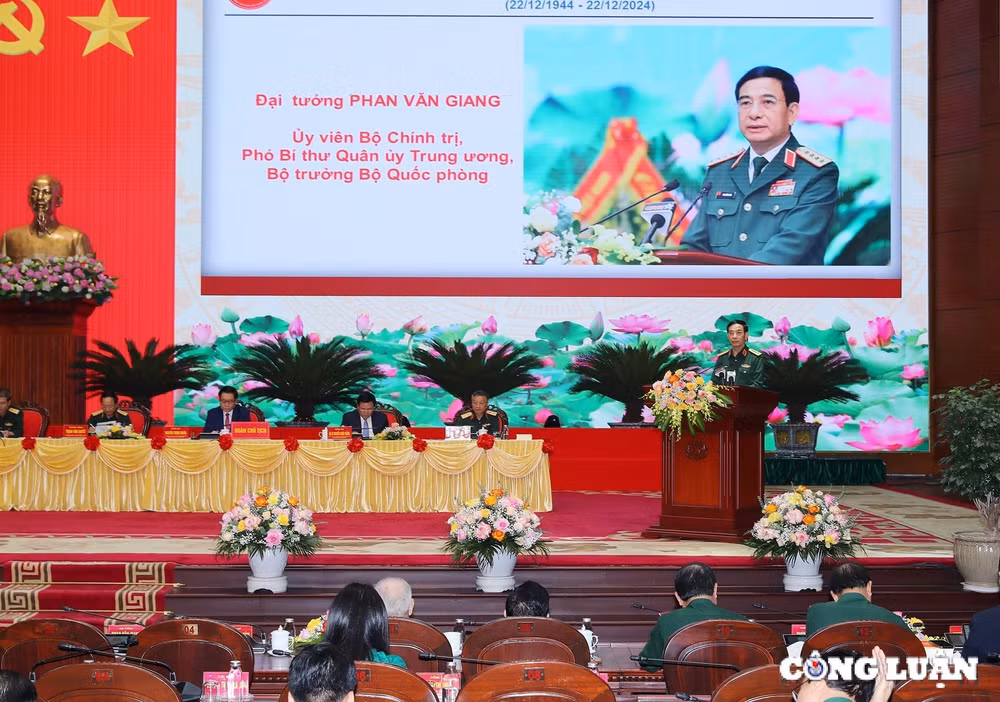 cong tac dang cong tac chinh tri luon la linh hon va mach song cua quan doi ta hinh 4