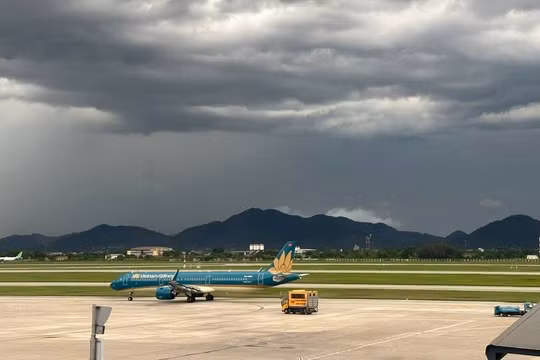 Kiểm tra toàn diện kết cấu hạ tầng hàng không trước mùa mưa lũ